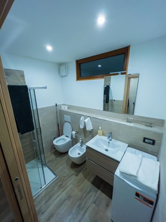 El Rocol Aparthotel Vezza dʼOglio Exteriör bild