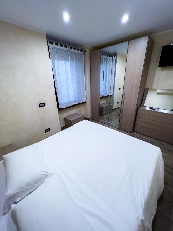 El Rocol Aparthotel Vezza dʼOglio Exteriör bild